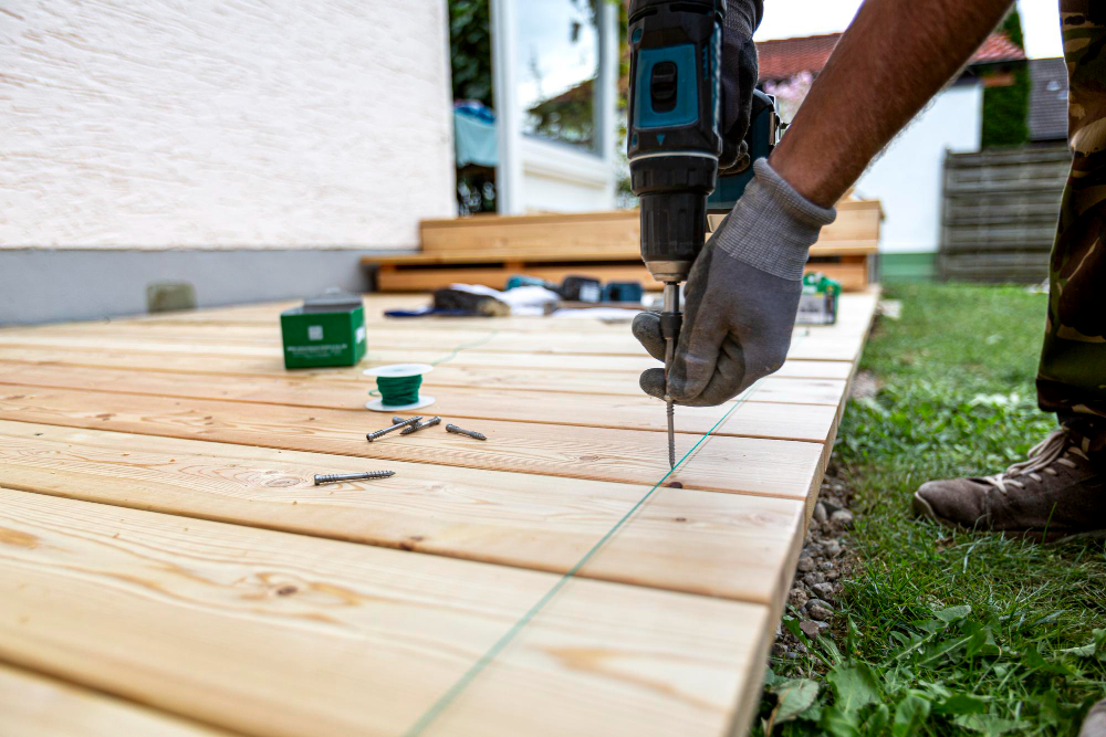 Jakie materiały najlepiej sprawdzają się przy budowie tarasów?